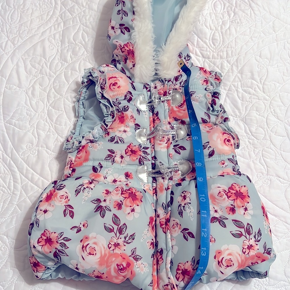 Little Lass Puffer vest hooded with faux fur trim for girls size 4T - Picture 6 of 9